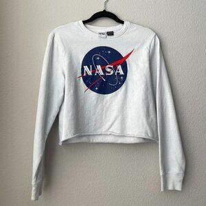 NASA Women's Space Logo Cropped Long Sleeve Pullover Sweatshirt Size Small